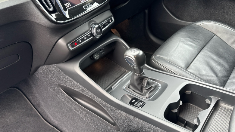 Volvo Xc40 1.5 T3 [163] Inscription 5dr Petrol Estate